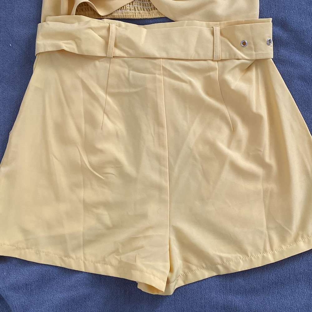 Short set - Picture 5 of 12